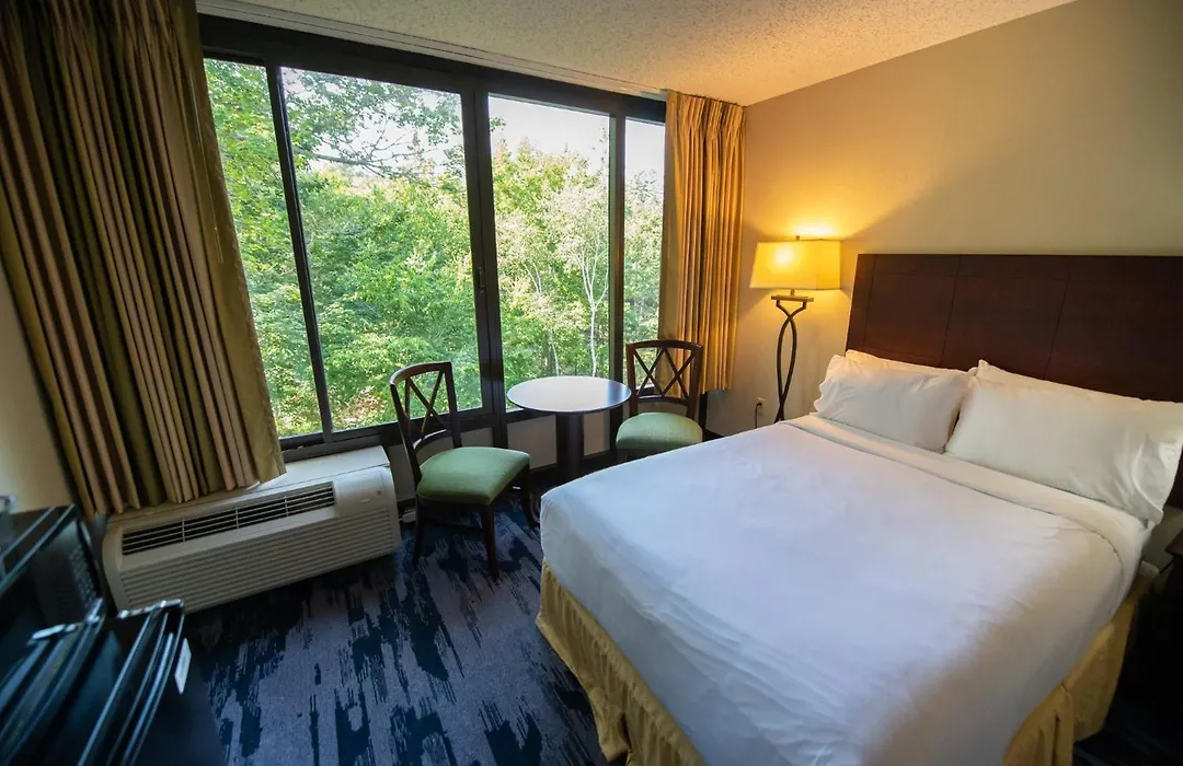 Holiday Inn Bar Harbor Regency Hotel By Ihg-1